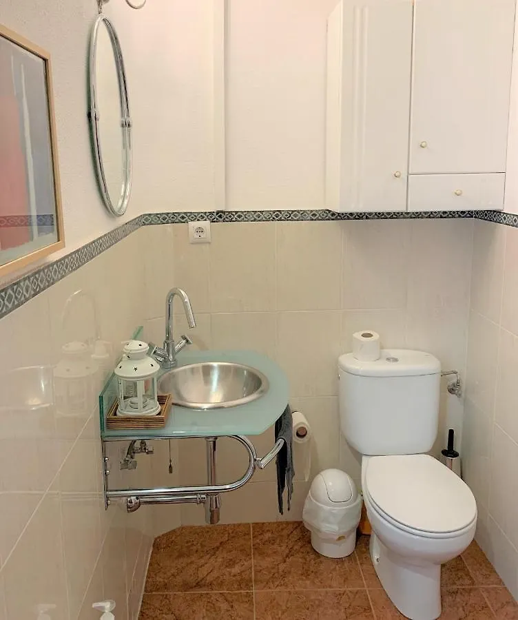 Apartment Wide And Traditional- 2Bd 1Bth- Gavidia Seville